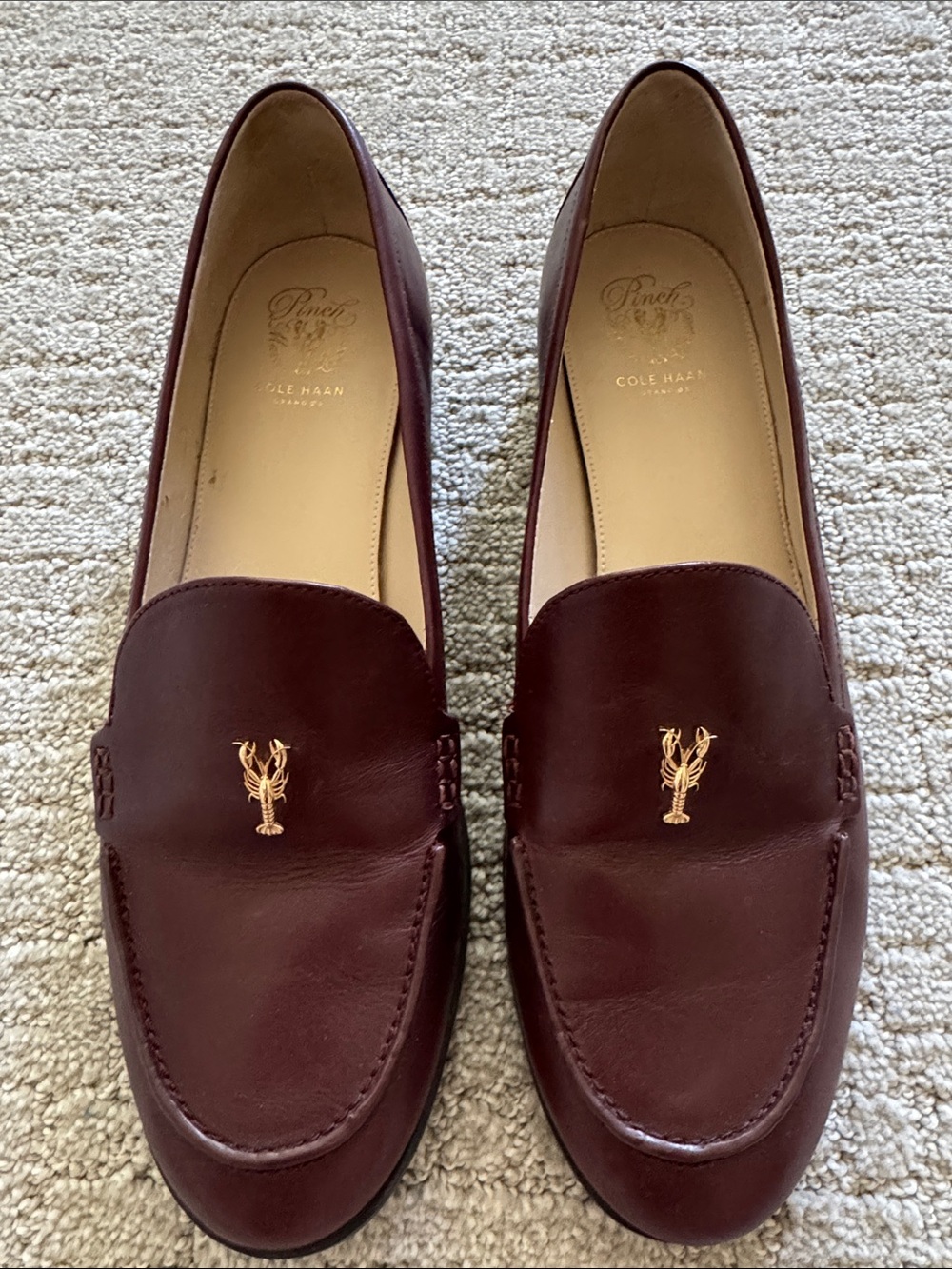 Cole Haan Burgundy Leather Loafers Gold Lobster Detail | Size 9B
